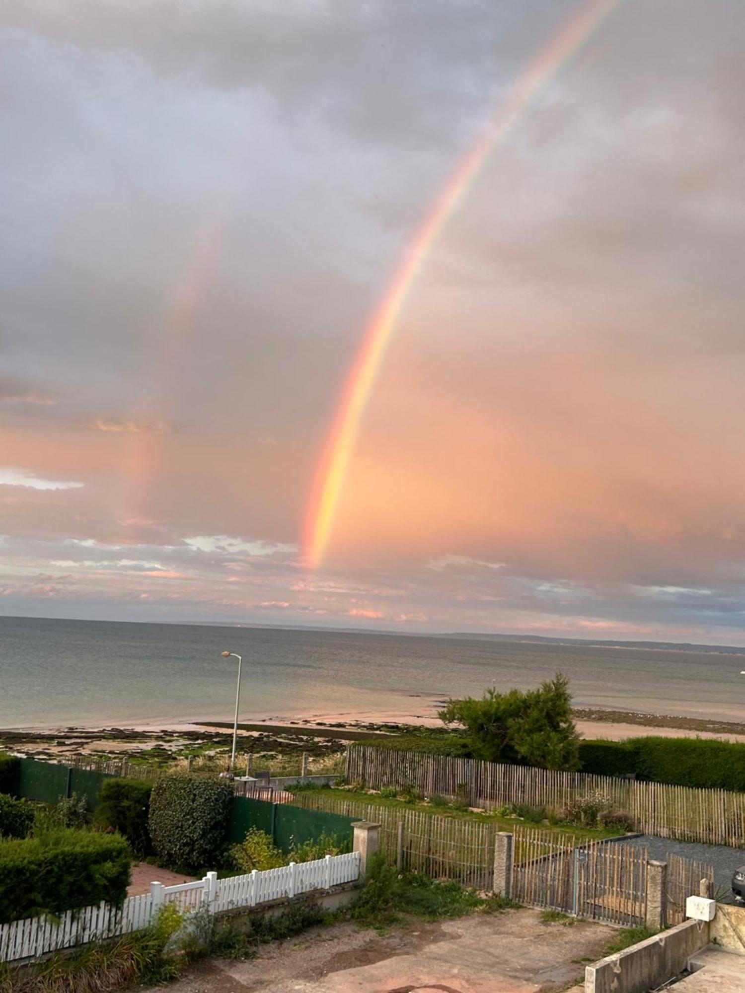 Entre Ciel Et Mer Luc-sur-Mer Exterior foto